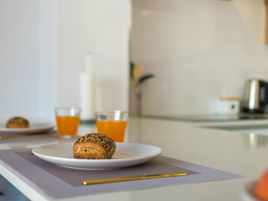 Bonito Apartamento 2 Minutos De La Playa Фуeнхирола Екстериор снимка